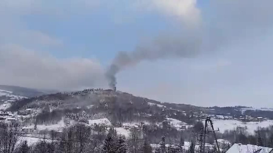 Szymbark. Pożar drewnianego domu mieszkalnego (2)